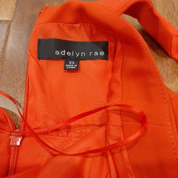 Adelyn Rae Lenora scalloped romper - Picture 6 of 13